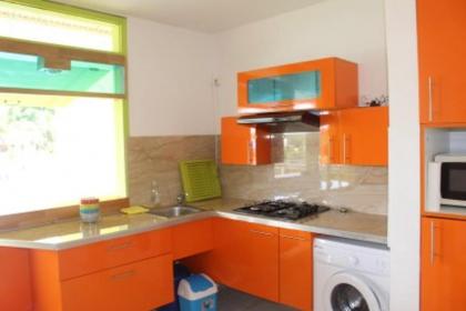 House with one bedroom in Le Gosier with furnished terrace and WiFi 3 km from the beach - image 1