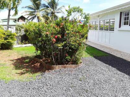 Appartement de 2 chambres avec piscine partagee jardin clos et wifi a Sainte Rose - image 13