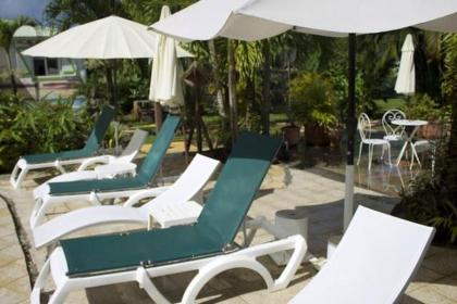 Bungalow de 2 chambres avec piscine partagee terrasse et wifi a Sainte Rose - image 9