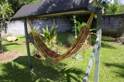 Bungalow de 2 chambres avec piscine partagee terrasse et wifi a Sainte Rose - image 3