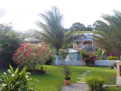 Maison de 4 chambres avec vue sur la mer jacuzzi et jardin clos a Sainte Rose a 5 km de la plage - image 13