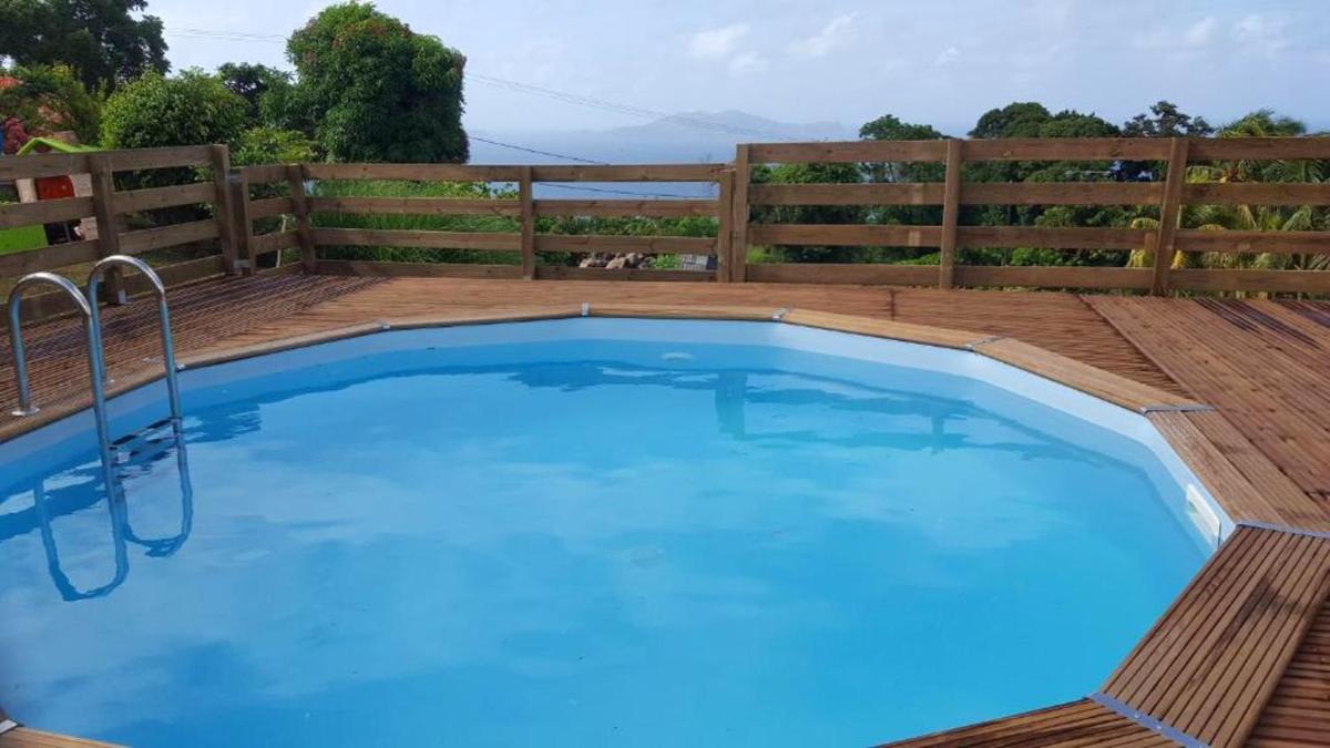 Maison de 2 chambres avec vue sur la mer piscine partagee et terrasse amenagee a Trois Rivieres - main image