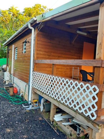 Bungalow d'une chambre avec jardin clos et wifi a Petit Bourg - image 11