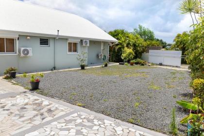 Villa L'Artist en bord de mer avec piscine privée - image 12