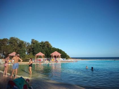 Escapades ensoleillees - Saint-Francois - Front de Mer et Piscine - image 7