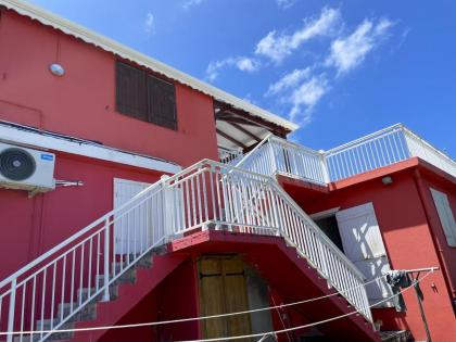 Maison de 2 chambres avec piscine partagee terrasse et wifi a Le Moule a 5 km de la plage - image 11